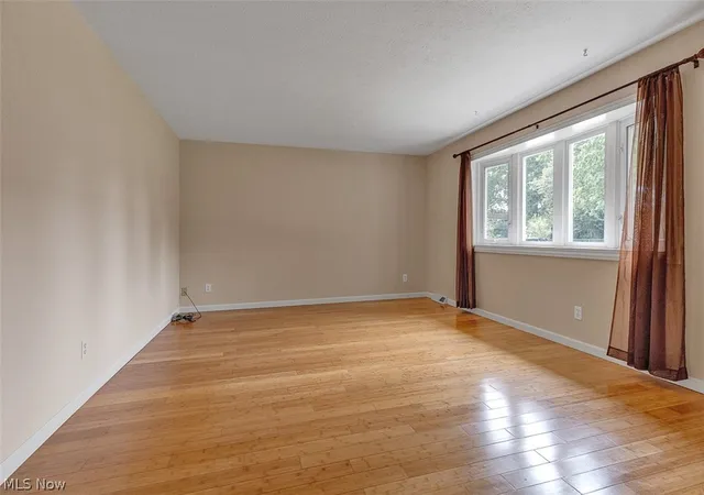 Photo 3 of Single family home for sale at 6609 Debbie Dr, North Ridgeville, OH 44039 | MLS# 5236648 | Listing updated on 2026-10-05