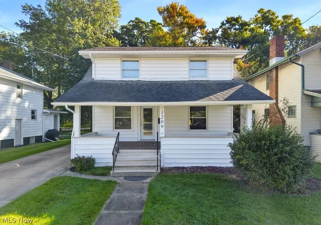 Single family home for sale at 1209 S Water St, Kent, OH 44240 | MLS# 5249162