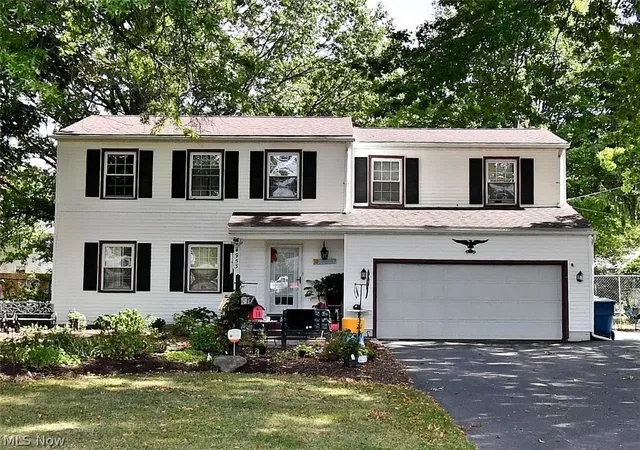 Single family home for sale at 4953 Sampson Dr, Youngstown, OH 44505 | MLS# 5244513