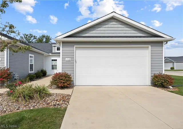 Photo 1 of Sale Pending at 132 Acorn Ln, Elyria, OH 44035 | MLS# 5249270 | Listing updated on 2026-10-04