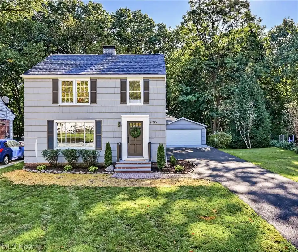 Single family home for sale at 4586 E Berwald Rd, Cleveland, OH 44121 | MLS# 5249143