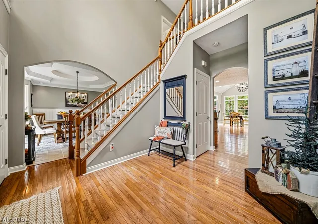 Photo 3 of Sale Pending at 9505 Roryanna Dr, Chardon, OH 44024 | MLS# 5250310 | Listing updated on 2026-10-07