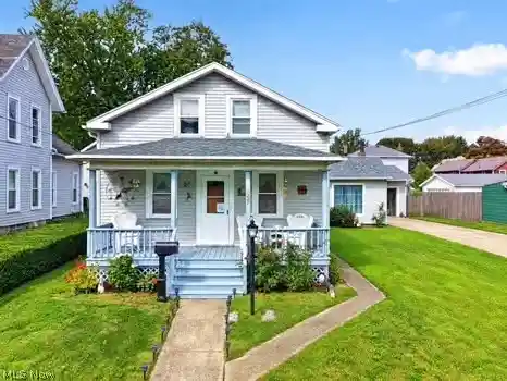 Photo 1 of Single family home for sale at 1227 W 3rd Street, Ashtabula, OH 44004 | MLS# 5249769 | Listing updated on 2026-10-19