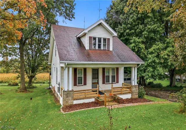 Photo 1 of Single family home for sale at 2254 Depot Rd, Salem, OH 44460 | MLS# 5250111 | Listing updated on 2026-10-09