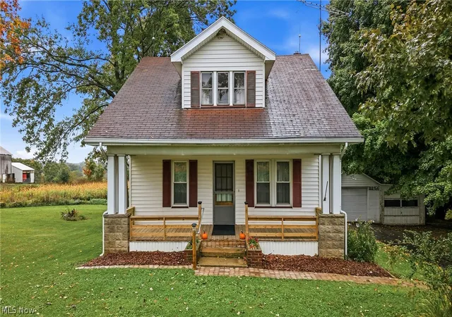 Photo 2 of Single family home for sale at 2254 Depot Rd, Salem, OH 44460 | MLS# 5250111 | Listing updated on 2026-10-09