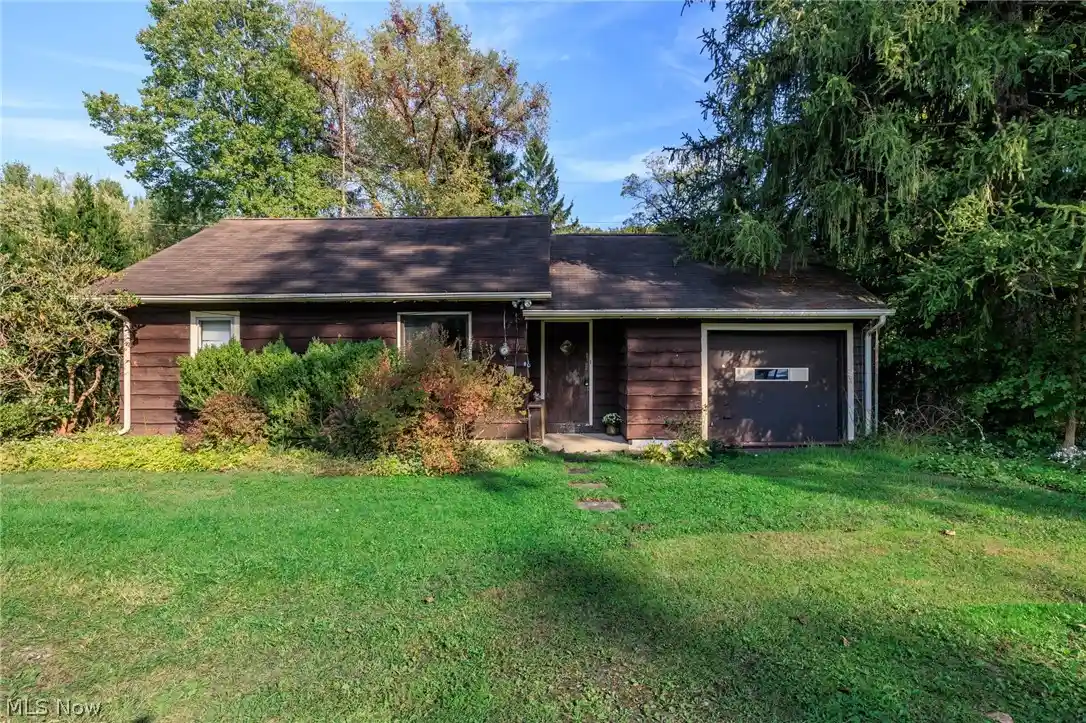 Single family home for sale at 3464 Brush Rd, Richfield, OH 44286 | MLS# 5250643