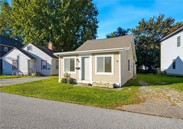Photo 1 of Sale Pending at 452 Campers Dr, Eastlake, OH 44060 | MLS# 5250592 | Listing updated on 2026-10-08
