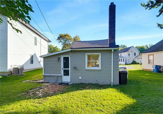 Photo 2 of Sale Pending at 452 Campers Dr, Eastlake, OH 44060 | MLS# 5250592 | Listing updated on 2026-10-08