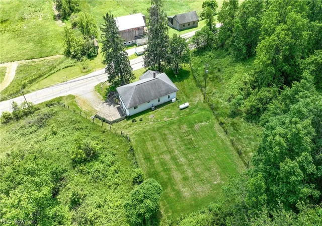 Photo 3 of Single family home for sale at 24273 Leatherwood Rd, Quaker City, OH 43773 | MLS# 5250539 | Listing updated on 2026-10-06