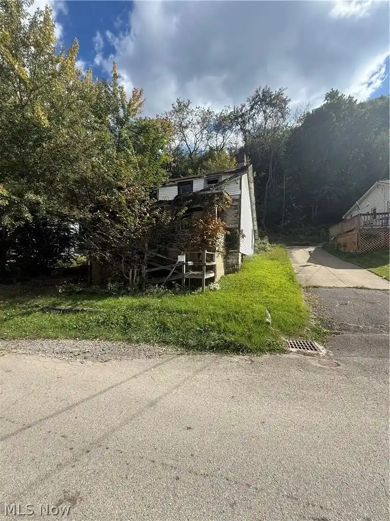 Single family home for sale at 500 High St, Wellsburg, WV 26070 | MLS# 5249760