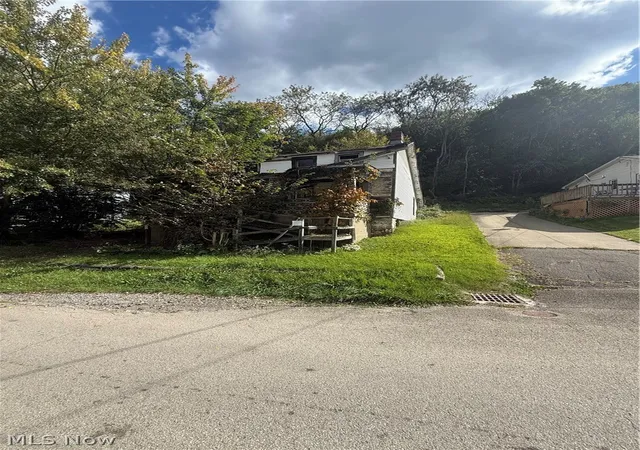 Photo 1 of Single family home for sale at 500 High St, Wellsburg, WV 26070 | MLS# 5249760 | Listing updated on 2026-10-06