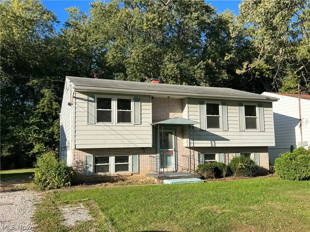 Photo 1 of Single family home for sale at 1411 E 27th Street, Ashtabula, OH 44004 | MLS# 5250828 | Listing updated on 2026-10-17