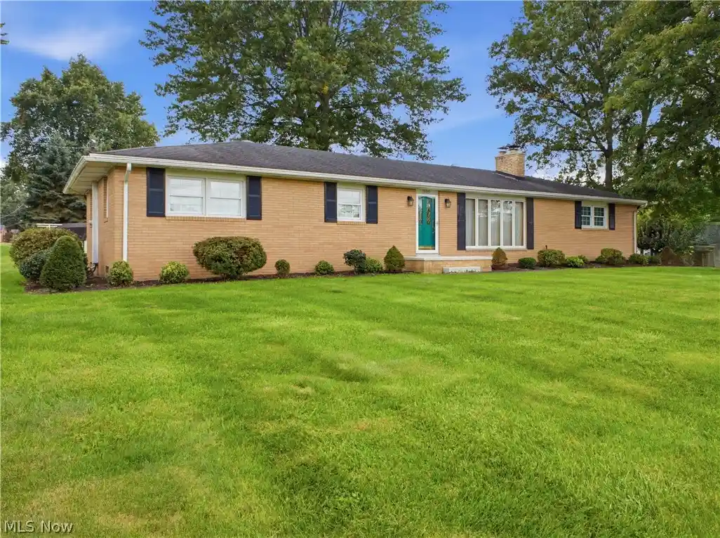 Photo 1 of Single family home for sale at 2500 Grove St Ne, Canton, OH 44721 | MLS# 5250808 | Listing updated on 2026-10-25