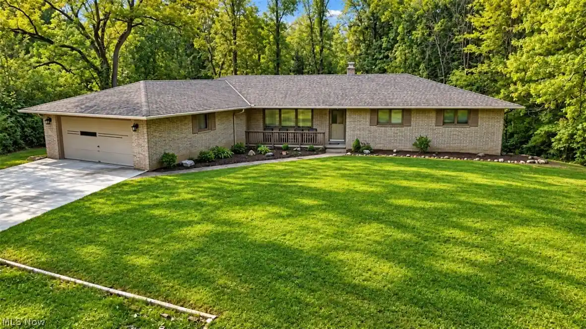 Photo 1 of Single family home for sale at 7009 Edgerton Rd, North Royalton, OH 44133 | MLS# 5250798 | Listing updated on 2026-10-29