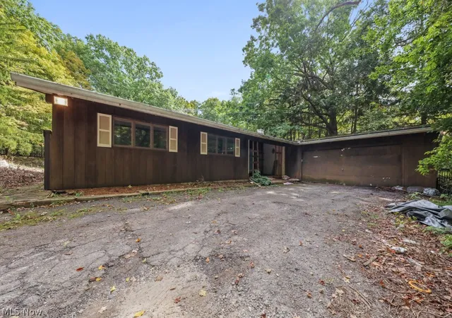 Photo 2 of Single family home for sale at 4573 Nettleton Rd, Medina, OH 44256 | MLS# 5250227 | Listing updated on 2026-10-06