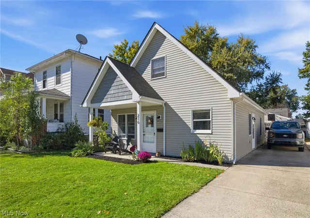 Photo 2 of Sale Pending at 216 Longford Ave, Elyria, OH 44035 | MLS# 5250778 | Listing updated on 2026-10-10