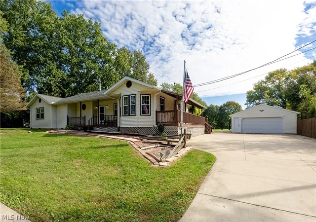 Photo 1 of Single family home for sale at 9975 Silvercreek Rd, Wadsworth, OH 44281 | MLS# 5251011 | Listing updated on 2026-10-06