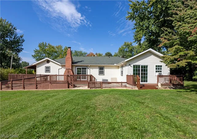 Photo 2 of Single family home for sale at 9975 Silvercreek Rd, Wadsworth, OH 44281 | MLS# 5251011 | Listing updated on 2026-10-06