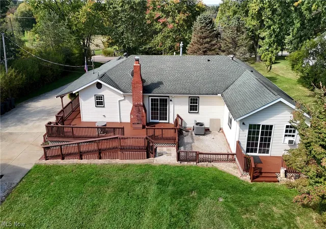 Photo 3 of Single family home for sale at 9975 Silvercreek Rd, Wadsworth, OH 44281 | MLS# 5251011 | Listing updated on 2026-10-06