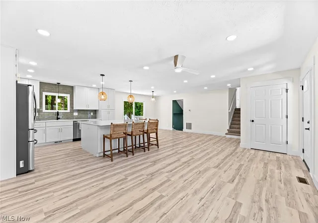 Photo 2 of Single family home for sale at 454 Westwood Ave, Wadsworth, OH 44281 | MLS# 5250959 | Listing updated on 2026-10-08