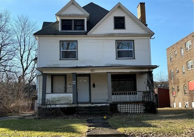 Photo 1 of Multi family home for sale at 267 N Heights Ave, Youngstown, OH 44504 | MLS# 5251009 | Listing updated on 2026-10-30