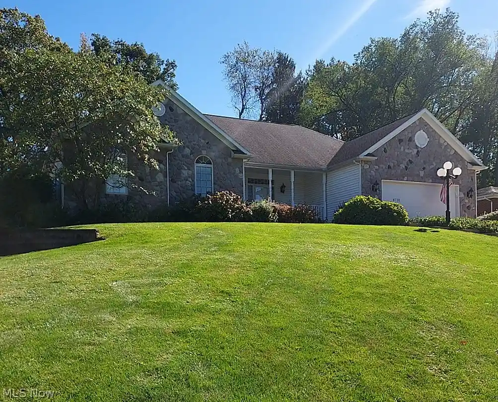 Photo 1 of Single family home for sale at 4731 Buhl Blvd, Green, OH 44685 | MLS# 5248671 | Listing updated on 2026-10-17