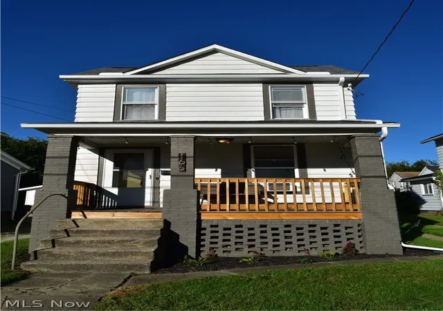 Photo 1 of Single family home for sale at 166 17th Street Nw, Barberton, OH 44203 | MLS# 5251072 | Listing updated on 2026-10-07