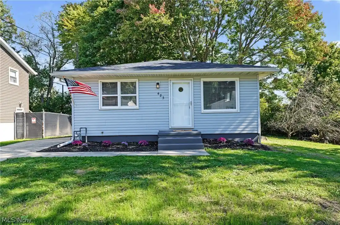 Photo 1 of Sale Pending at 483 17th Street Nw, Barberton, OH 44203 | MLS# 5250838 | Listing updated on 2026-10-14