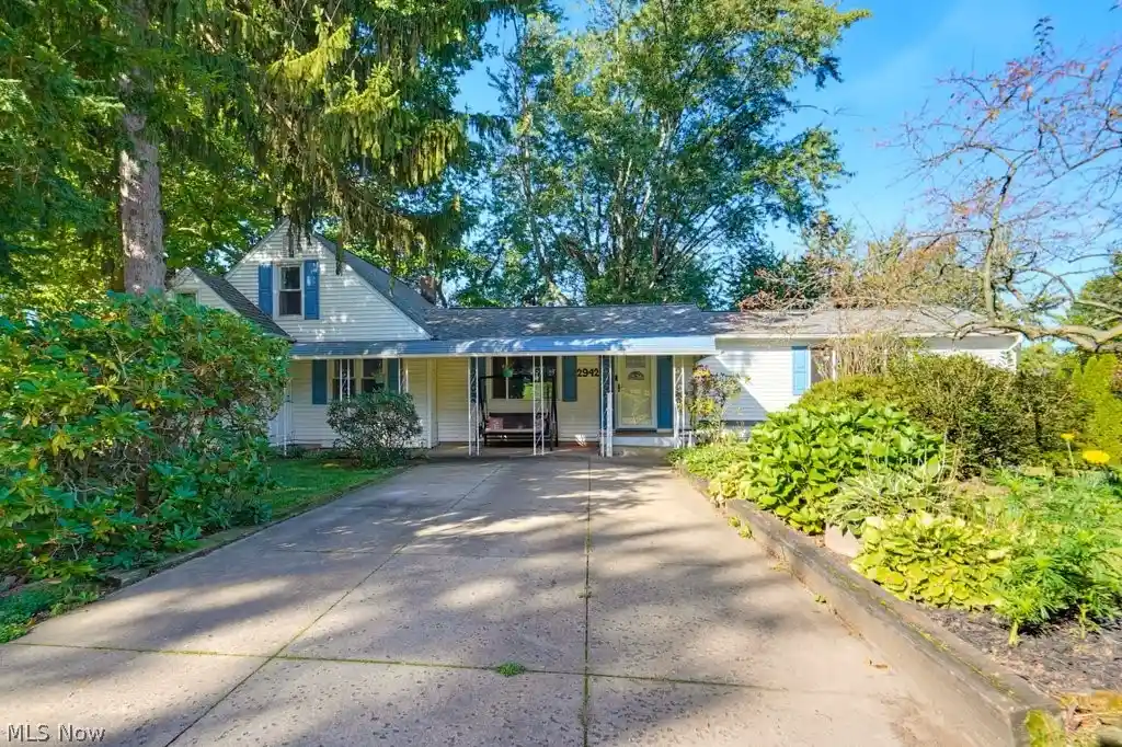 Photo 1 of Sale Pending at 2942 Regent Dr, Coventry Township, OH 44319 | MLS# 5250691 | Listing updated on 2026-10-22
