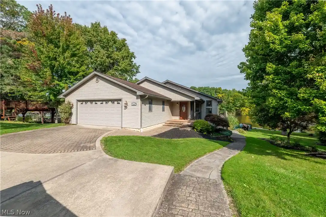 Single family home for sale at 11218 Diehl Lake Dr, Berlin Center, OH 44401 | MLS# 5250222