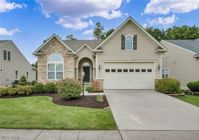 Photo 2 of Single family home for sale at 922 Rustic Ct, Brunswick, OH 44212 | MLS# 5251022 | Listing updated on 2026-10-07