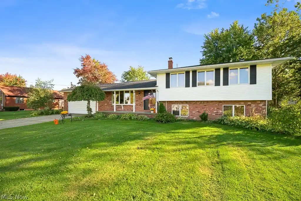 Photo 1 of Single family home for sale at 5668 Old Orchard Dr, Geneva, OH 44041 | MLS# 5251324 | Listing updated on 2026-10-22