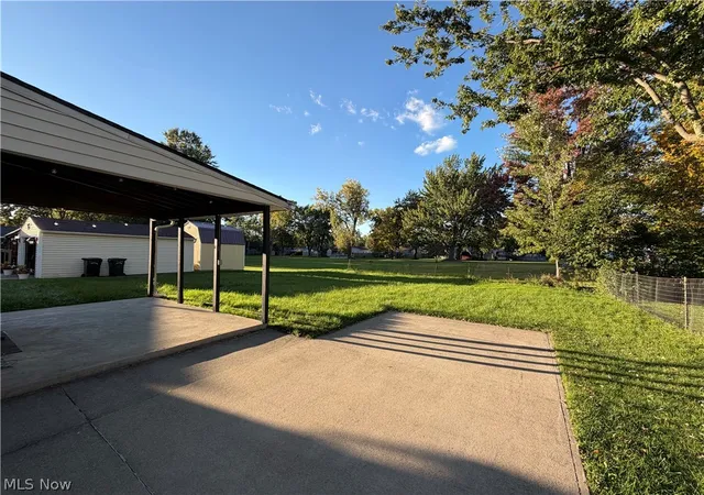 Photo 3 of Single family home for sale at 676 Lucille Dr, Elyria, OH 44035 | MLS# 5251156 | Listing updated on 2026-10-07
