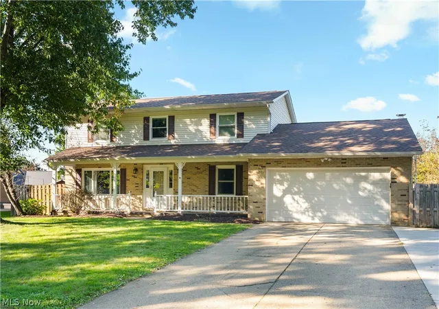 Photo 1 of Single family home for sale at 493 Trelake Dr, Canal Fulton, OH 44614 | MLS# 5249886 | Listing updated on 2026-10-11