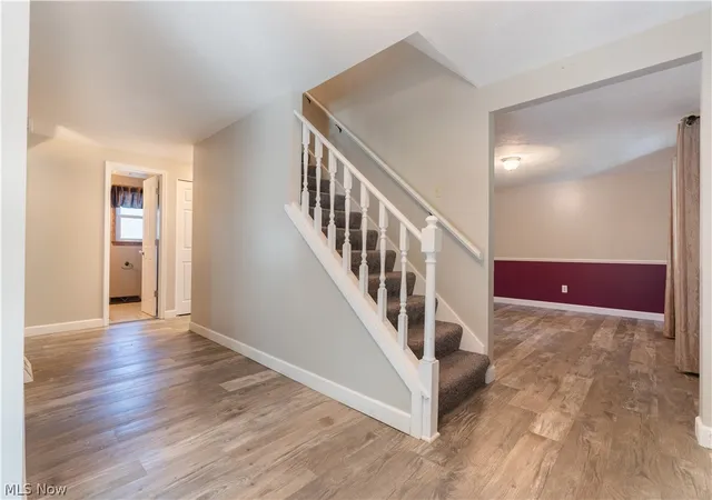 Photo 3 of Single family home for sale at 493 Trelake Dr, Canal Fulton, OH 44614 | MLS# 5249886 | Listing updated on 2026-10-11