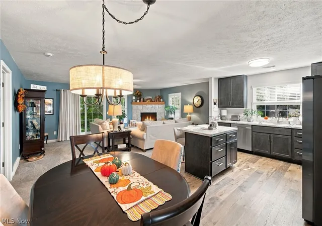 Listing Photo 2 - Condo for sale in building located at 208 Lavender Ln, Madison, OH 44057