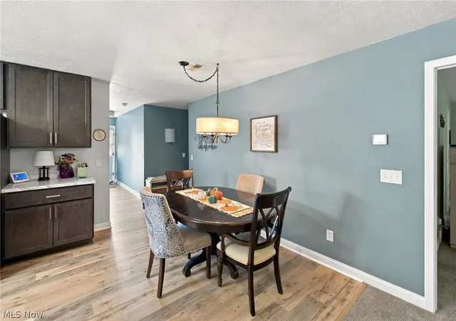 Listing Photo 3 - Condo for sale in building located at 208 Lavender Ln, Madison, OH 44057