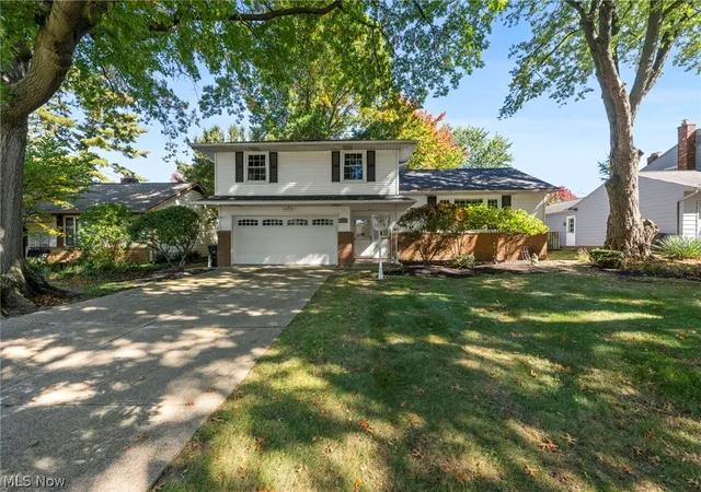 Photo 1 of Single family home for sale at 1833 Aldersgate Dr, Cleveland, OH 44124 | MLS# 5251238 | Listing updated on 2026-10-08