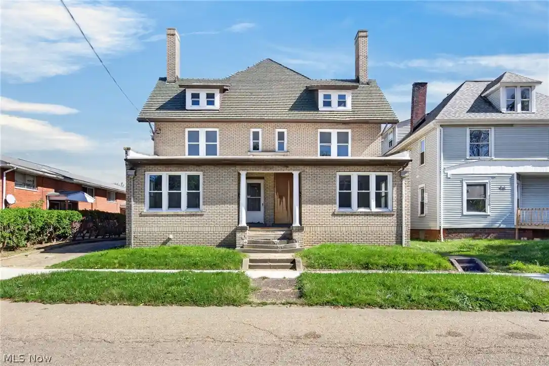 Multi family home for sale at 1232 Logan Ave NW, Canton, OH 44703 | MLS# 5251505