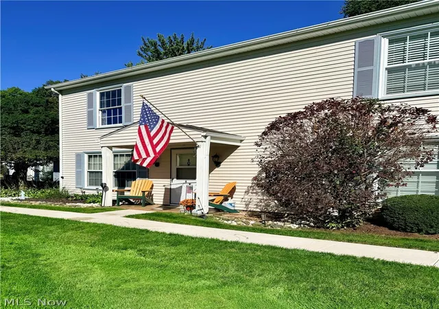 Condo for sale at 3433 Beaver Trl #A, Aurora, OH 44202 | MLS# 5250926