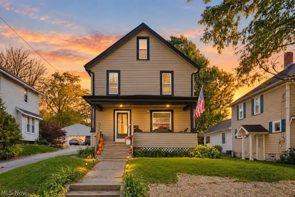 Single family home for sale at 135 Humbolt Ave, Wadsworth, OH 44281 | MLS# 5251407