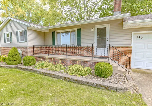 Photo 3 of Single family home for sale at 149 Pine St, Creston, OH 44217 | MLS# 5251075 | Listing updated on 2026-10-08