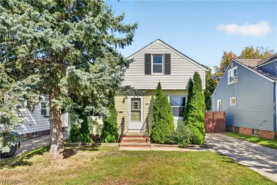Photo 1 of Single family home for sale at 5902 Morningside Dr, Cleveland, OH 44129 | MLS# 5251268 | Listing updated on 2026-10-29