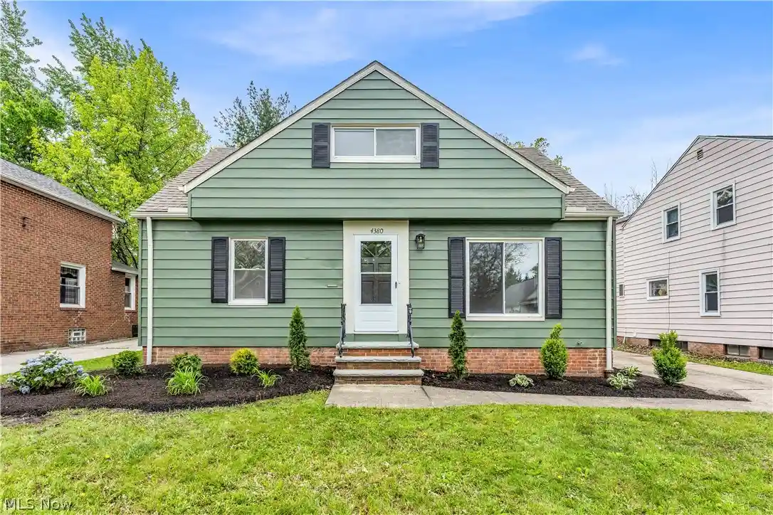 Photo 1 of Single family home for sale at 4380 Prasse Rd, Cleveland, OH 44121 | MLS# 5251394 | Listing updated on 2026-10-18