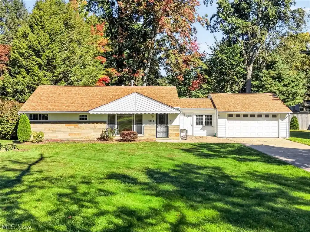 Single family home for sale at 6143 Campbell Dr, Madison, OH 44057 | MLS# 5250979