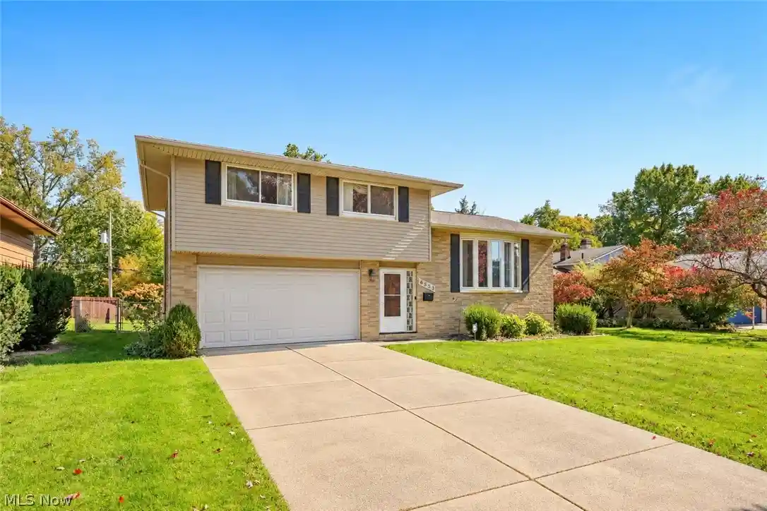Single family home for sale at 6553 Arden Ave, Brook Park, OH 44142 | MLS# 5250336