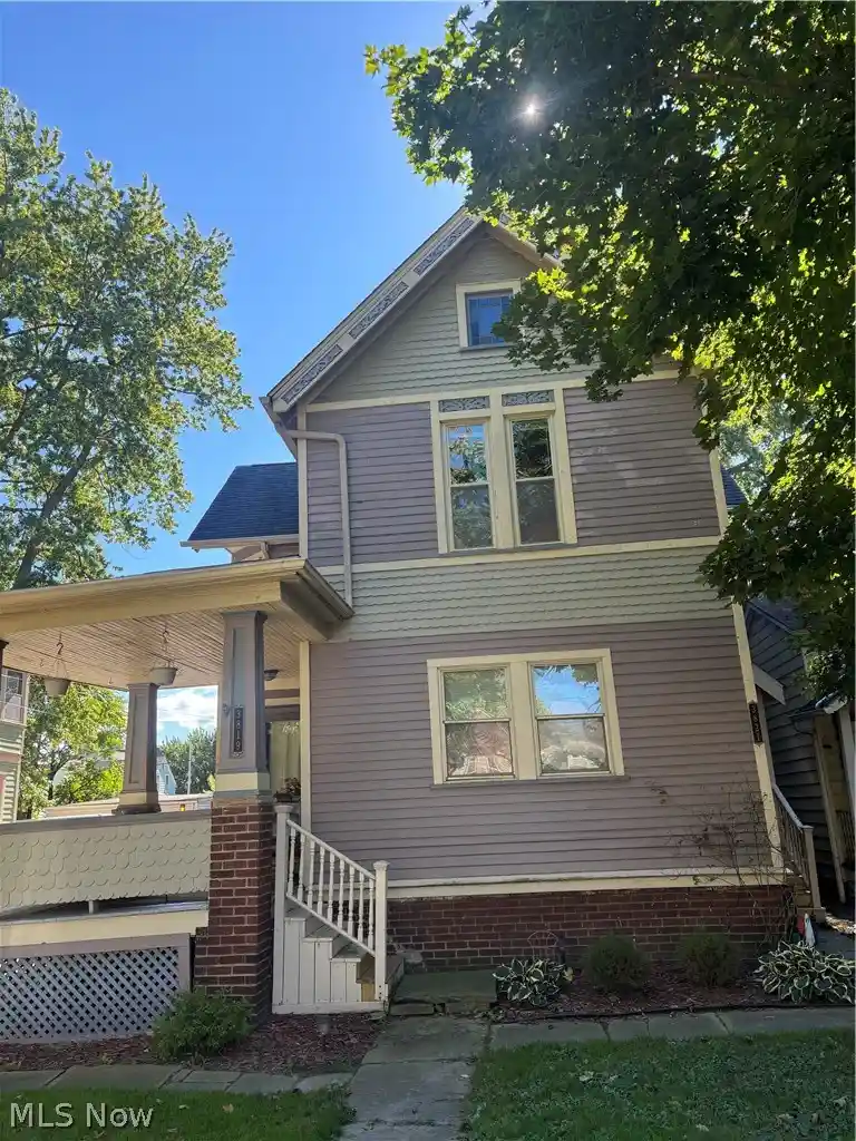 Photo 1 of Sale Pending at 3819 Archwood Ave, Cleveland, OH 44109 | MLS# 5251302 | Listing updated on 2026-10-08