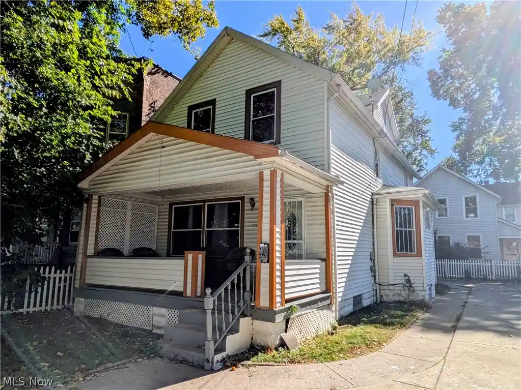 Photo 1 of Single family home for sale at 3211 Walton Ave, Cleveland, OH 44113 | MLS# 5251080 | Listing updated on 2026-10-08