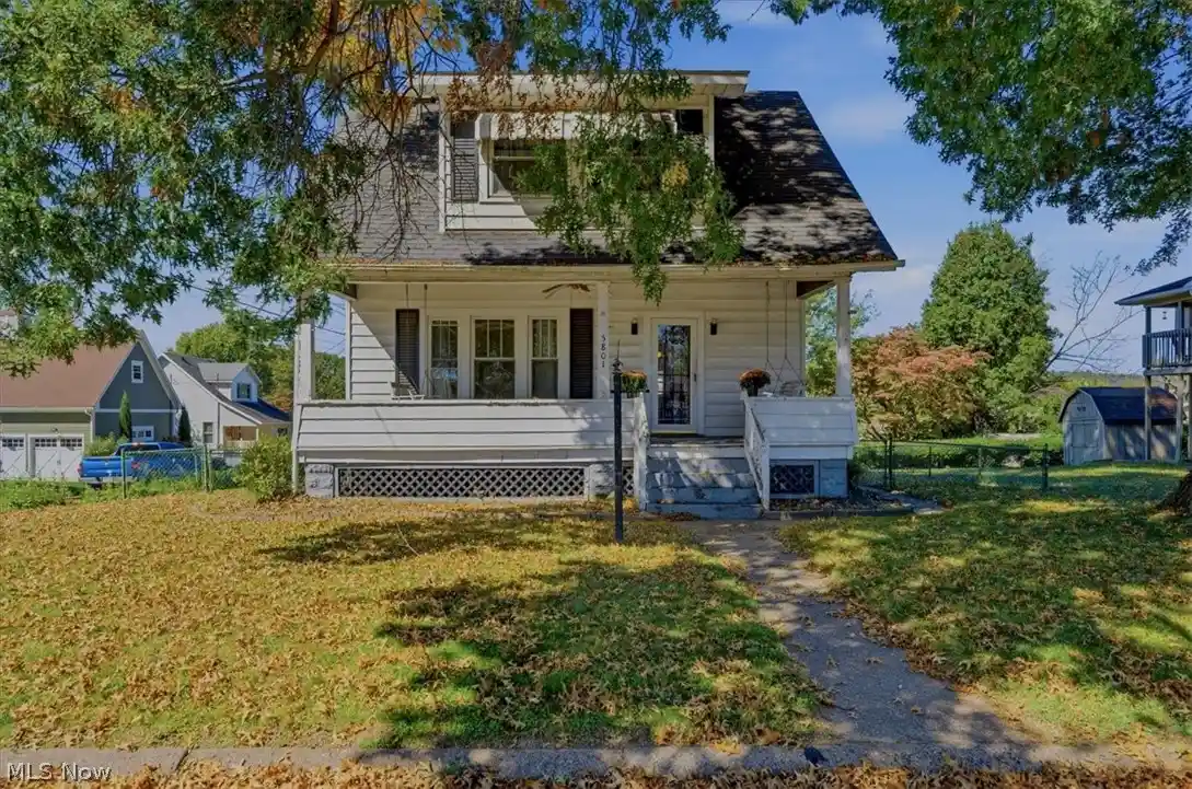 Photo 1 of Single family home for sale at 5801 4th Avenue, Vienna, WV 26105 | MLS# 5251687 | Listing updated on 2026-10-19