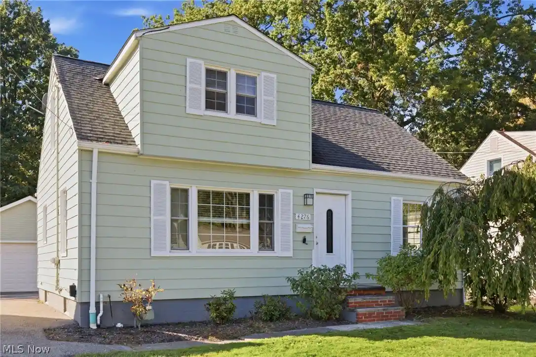 Photo 1 of Single family home for sale at 4276 Grove Ave, Willoughby, OH 44094 | MLS# 5251475 | Listing updated on 2026-10-29